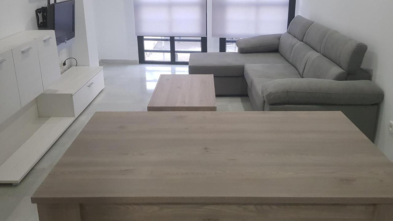 Caracola Wifi Y Aire Acondicionado Apartamento Cádis